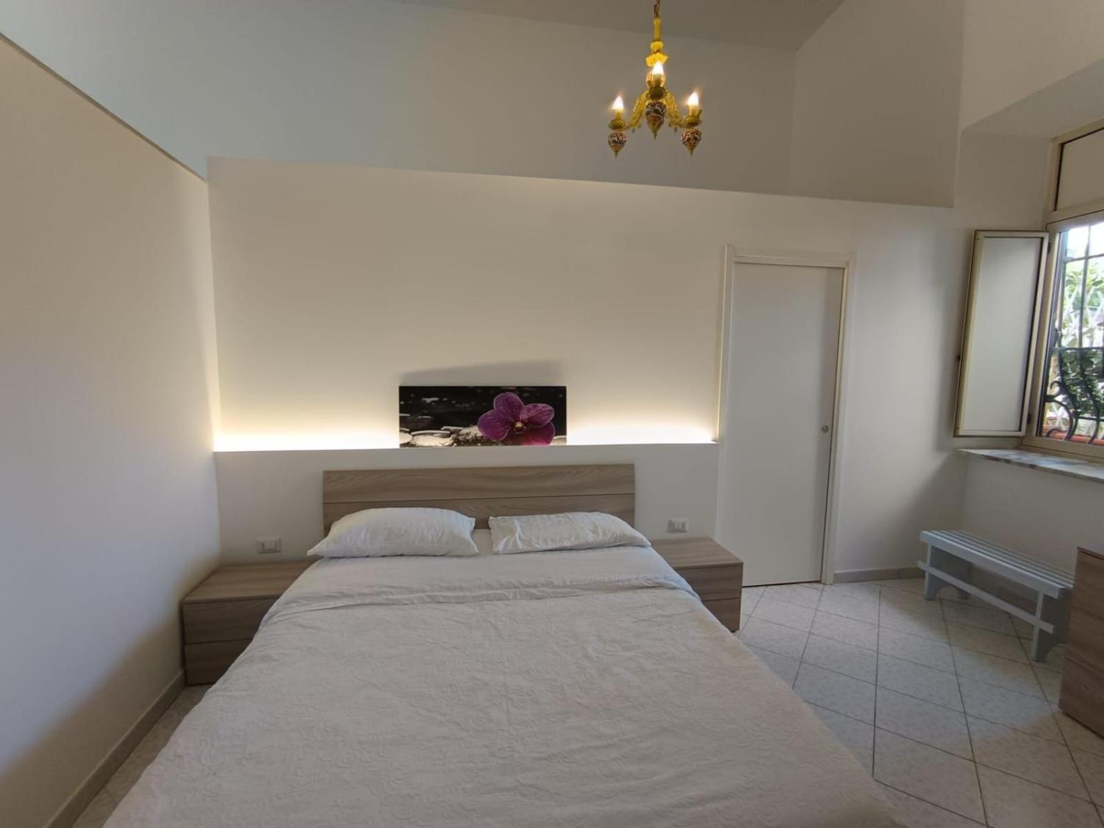 サンテジーディオ・デル・モンテ・アルビーノ Palazzo Di Donna Panoramic Terraces And Private Parking Strategic To Amalfi Coast, Pompei, Napoliヴィラ エクステリア 写真