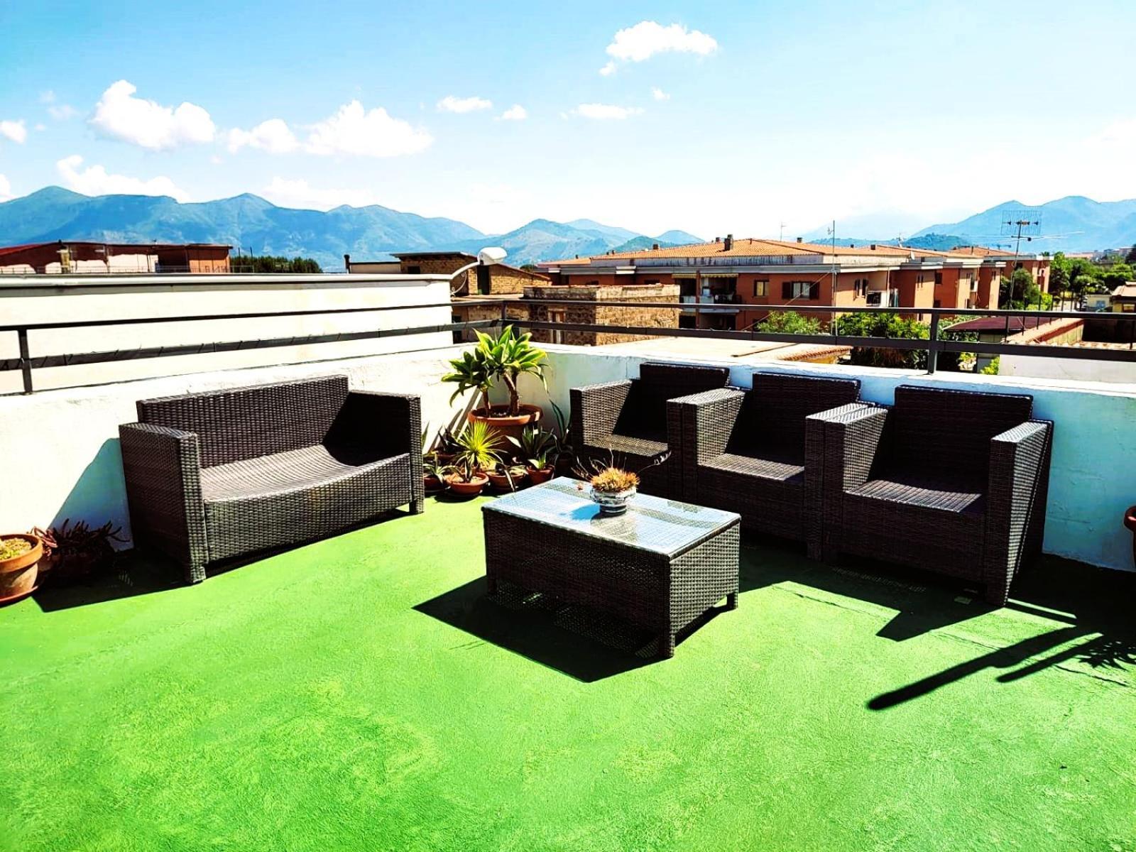 サンテジーディオ・デル・モンテ・アルビーノ Palazzo Di Donna Panoramic Terraces And Private Parking Strategic To Amalfi Coast, Pompei, Napoliヴィラ エクステリア 写真